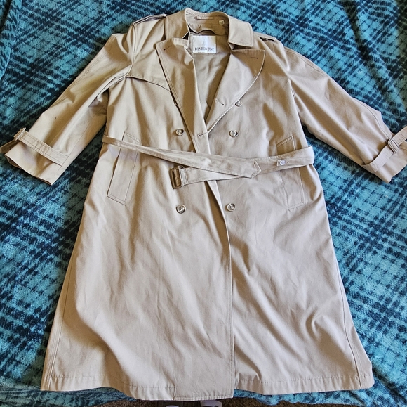 London Fog vintage unisex trench coat, size L - XL - Picture 2 of 15